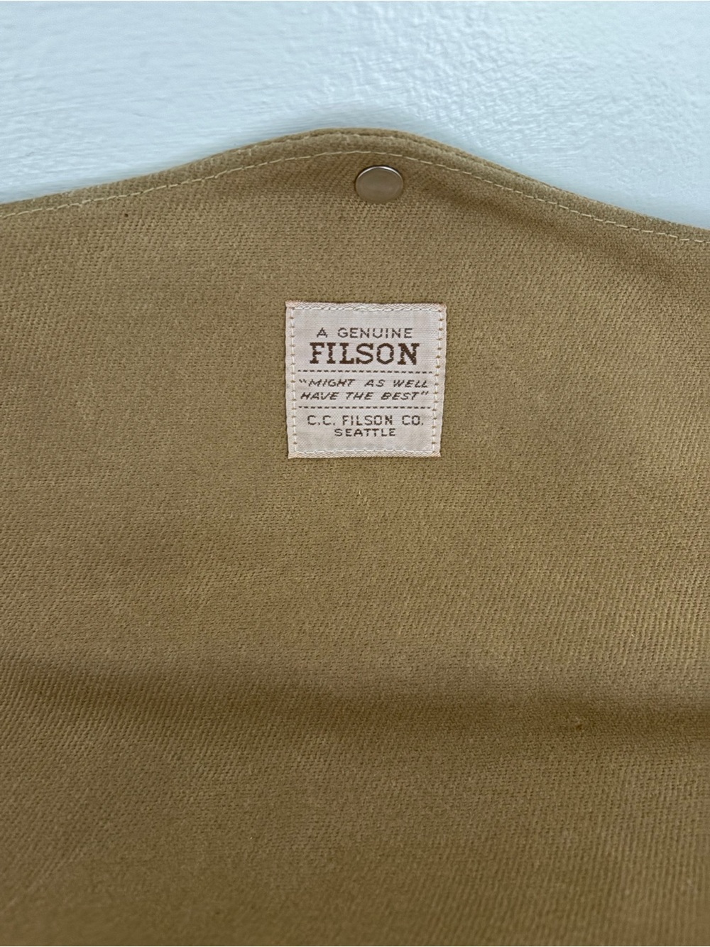 Filson Padded Computer Bag Model 258 Tan - Picture 3 of 8